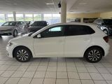 VW Polo bei Gebrauchtwagen.expert - Abbildung (4 / 10) VW Polo bei Gebrauchtwagen.expert - Abbildung (4 / 10)
