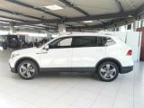 VW Tiguan Allspace bei Gebrauchtwagen.expert - Abbildung (3 / 15)