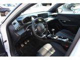 Peugeot 2008 bei Gebrauchtwagen.expert - Abbildung (13 / 15)