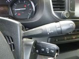 Opel Vivaro bei Gebrauchtwagen.expert - Abbildung (8 / 15) Opel Vivaro bei Gebrauchtwagen.expert - Abbildung (8 / 15)