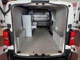Opel Vivaro bei Gebrauchtwagen.expert - Abbildung (10 / 14) Opel Vivaro bei Gebrauchtwagen.expert - Abbildung (10 / 14)