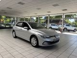 VW Golf VIII bei Gebrauchtwagen.expert - Abbildung (3 / 10)