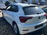 VW Polo bei Gebrauchtwagen.expert - Abbildung (6 / 10) VW Polo bei Gebrauchtwagen.expert - Abbildung (6 / 10)