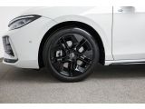 VW Passat bei Gebrauchtwagen.expert - Abbildung (9 / 15) VW Passat bei Gebrauchtwagen.expert - Abbildung (9 / 15)