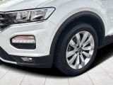 VW T-Roc bei Gebrauchtwagen.expert - Abbildung (8 / 15)