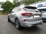 Ford Kuga bei Gebrauchtwagen.expert - Abbildung (4 / 15) Ford Kuga bei Gebrauchtwagen.expert - Abbildung (4 / 15)