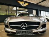 Mercedes-Benz SLS bei Gebrauchtwagen.expert - Abbildung (4 / 15) Mercedes-Benz SLS bei Gebrauchtwagen.expert - Abbildung (4 / 15)