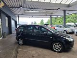 Ford C-MAX bei Gebrauchtwagen.expert - Abbildung (7 / 15)