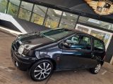 Renault Twingo bei Gebrauchtwagen.expert - Abbildung (2 / 15)