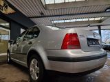 VW Bora bei Gebrauchtwagen.expert - Abbildung (10 / 15) VW Bora bei Gebrauchtwagen.expert - Abbildung (10 / 15)