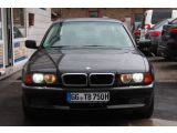 BMW 7er bei Gebrauchtwagen.expert - Abbildung (2 / 15)
