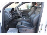 Audi SQ5 bei Gebrauchtwagen.expert - Abbildung (9 / 15) Audi SQ5 bei Gebrauchtwagen.expert - Abbildung (9 / 15)