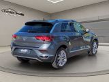 VW T-Roc bei Gebrauchtwagen.expert - Abbildung (9 / 15) VW T-Roc bei Gebrauchtwagen.expert - Abbildung (9 / 15)