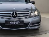 Mercedes-Benz Avantgarde bei Gebrauchtwagen.expert - Abbildung (14 / 15) Mercedes-Benz Avantgarde bei Gebrauchtwagen.expert - Abbildung (14 / 15)