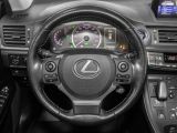 Lexus CT bei Gebrauchtwagen.expert - Abbildung (8 / 12)