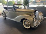 Mercedes-Benz 220 bei Gebrauchtwagen.expert - Abbildung (2 / 15) Mercedes-Benz 220 bei Gebrauchtwagen.expert - Abbildung (2 / 15)