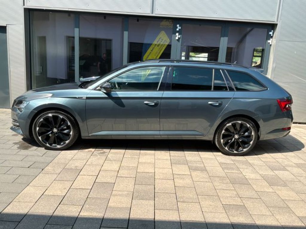 Skoda Superb bei Gebrauchtwagen.expert - Hauptabbildung Skoda Superb bei Gebrauchtwagen.expert - Hauptabbildung