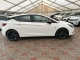 Opel Astra bei Gebrauchtwagen.expert - Abbildung (2 / 14) Opel Astra bei Gebrauchtwagen.expert - Abbildung (2 / 14)