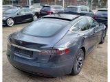 Tesla Model S bei Gebrauchtwagen.expert - Abbildung (11 / 11)