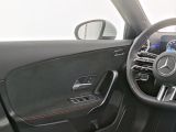 Mercedes-Benz A-Klasse bei Gebrauchtwagen.expert - Abbildung (6 / 15) Mercedes-Benz A-Klasse bei Gebrauchtwagen.expert - Abbildung (6 / 15)