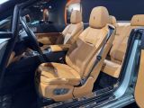 Rolls Royce Dawn bei Gebrauchtwagen.expert - Abbildung (13 / 15) Rolls Royce Dawn bei Gebrauchtwagen.expert - Abbildung (13 / 15)
