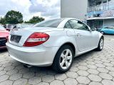 Mercedes-Benz SLK-Klasse bei Gebrauchtwagen.expert - Abbildung (2 / 15)