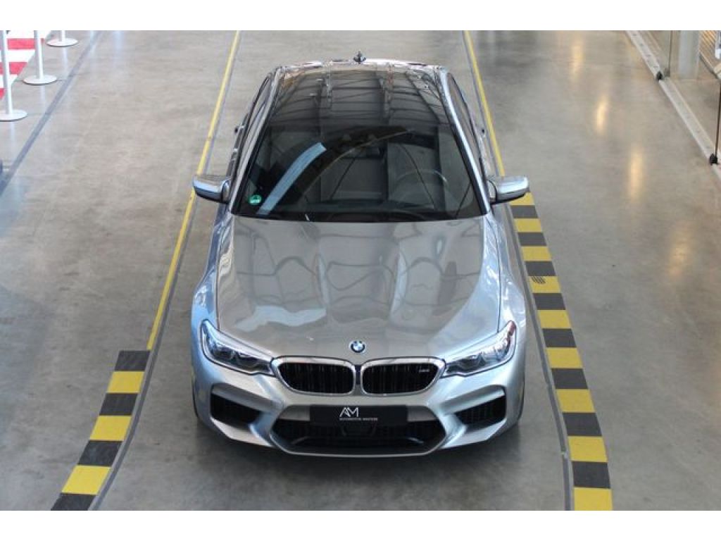 BMW M5 bei Gebrauchtwagen.expert - Hauptabbildung BMW M5 bei Gebrauchtwagen.expert - Hauptabbildung