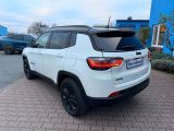 Jeep Compass bei Gebrauchtwagen.expert - Abbildung (2 / 15) Jeep Compass bei Gebrauchtwagen.expert - Abbildung (2 / 15)