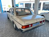 Mercedes-Benz 200 bei Gebrauchtwagen.expert - Abbildung (2 / 15)