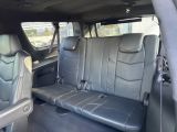 Cadillac Escalade bei Gebrauchtwagen.expert - Abbildung (13 / 14)