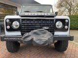 Land Rover Defender bei Gebrauchtwagen.expert - Abbildung (6 / 15)