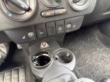VW New Beetle bei Gebrauchtwagen.expert - Abbildung (13 / 15) VW New Beetle bei Gebrauchtwagen.expert - Abbildung (13 / 15)