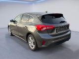 Ford Focus bei Gebrauchtwagen.expert - Abbildung (6 / 15)