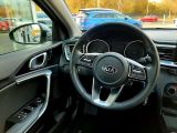 Kia Ceed bei Gebrauchtwagen.expert - Abbildung (13 / 15) Kia Ceed bei Gebrauchtwagen.expert - Abbildung (13 / 15)