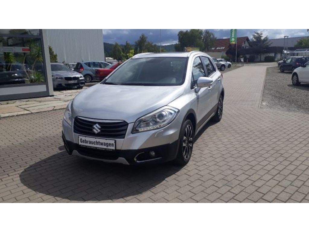 Suzuki SX4 S-Cross bei Gebrauchtwagen.expert - Hauptabbildung Suzuki SX4 S-Cross bei Gebrauchtwagen.expert - Hauptabbildung