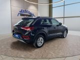 VW T-Roc bei Gebrauchtwagen.expert - Abbildung (5 / 15) VW T-Roc bei Gebrauchtwagen.expert - Abbildung (5 / 15)