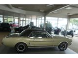 Ford Mustang bei Gebrauchtwagen.expert - Abbildung (11 / 15)