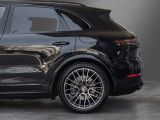 Porsche Cayenne bei Gebrauchtwagen.expert - Abbildung (14 / 15)
