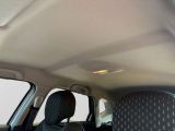 Renault Captur bei Gebrauchtwagen.expert - Abbildung (12 / 15) Renault Captur bei Gebrauchtwagen.expert - Abbildung (12 / 15)