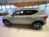 Volvo XC40 bei Gebrauchtwagen.expert - Abbildung (9 / 15) Volvo XC40 bei Gebrauchtwagen.expert - Abbildung (9 / 15)
