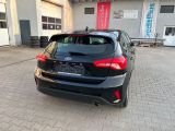 Ford Focus bei Gebrauchtwagen.expert - Abbildung (7 / 15)
