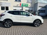 Nissan Qashqai bei Gebrauchtwagen.expert - Abbildung (3 / 15)