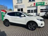 Nissan Qashqai bei Gebrauchtwagen.expert - Abbildung (2 / 15)