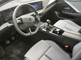 Opel Astra bei Gebrauchtwagen.expert - Abbildung (7 / 15) Opel Astra bei Gebrauchtwagen.expert - Abbildung (7 / 15)
