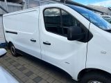Opel Vivaro bei Gebrauchtwagen.expert - Abbildung (4 / 9)