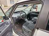 Renault Espace bei Gebrauchtwagen.expert - Abbildung (13 / 15)