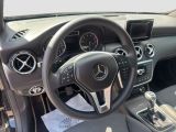 Mercedes-Benz A-Klasse bei Gebrauchtwagen.expert - Abbildung (10 / 15) Mercedes-Benz A-Klasse bei Gebrauchtwagen.expert - Abbildung (10 / 15)