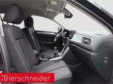 VW T-Roc bei Gebrauchtwagen.expert - Abbildung (13 / 15)