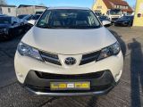 Toyota RAV 4 bei Gebrauchtwagen.expert - Abbildung (2 / 15)