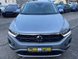VW T-Roc bei Gebrauchtwagen.expert - Abbildung (2 / 15)